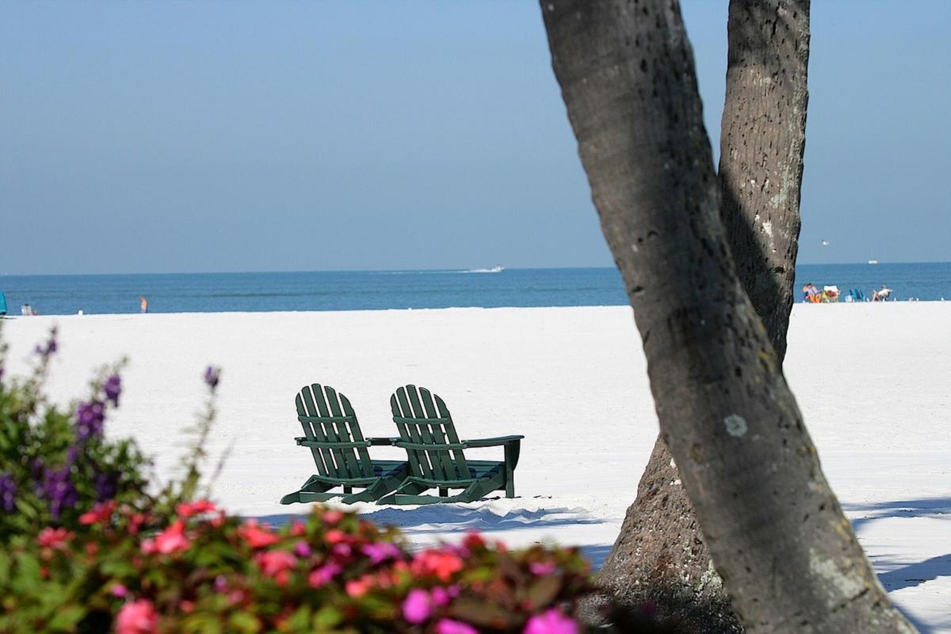 Outrigger Beach Resort Fort Myers Beach Exterior photo